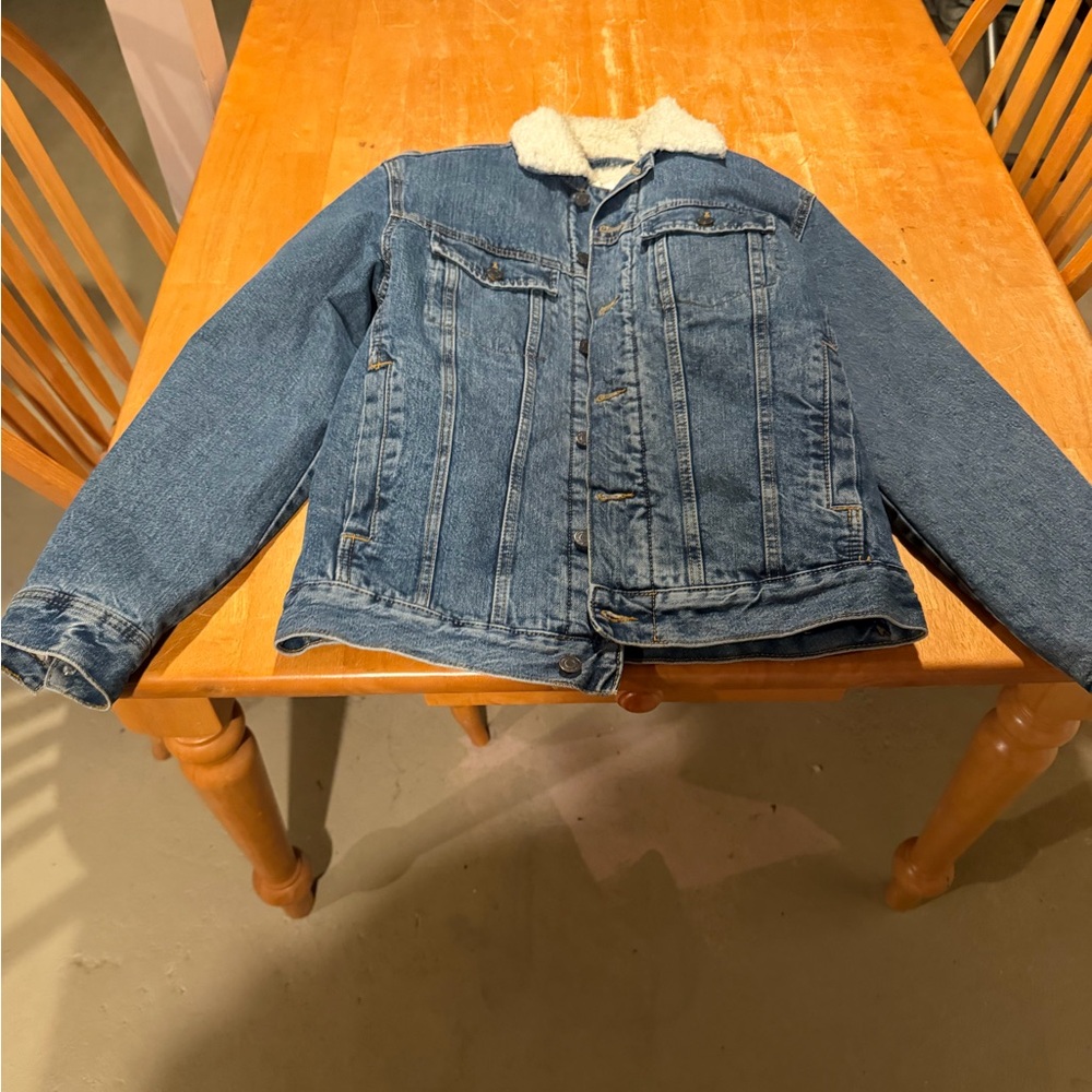 H&M Cream Fleece Jacket